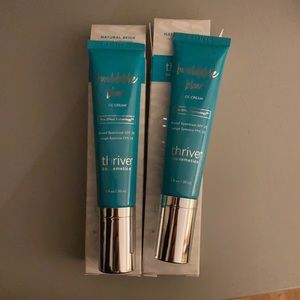 Thrive Causmetics Buildable Blur Natural Beige X 2